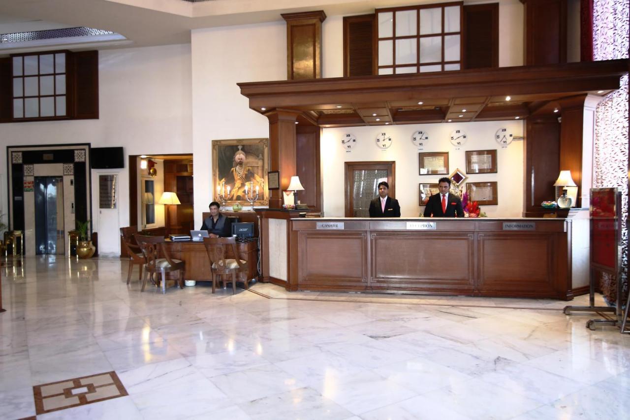 Hotel President Джаландхар Экстерьер фото